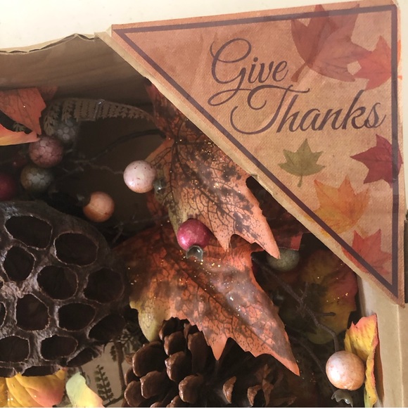 NWT Faux Autumn Wreath for Front Door Harvest Wreath Fall Decor - Picture 3 of 14